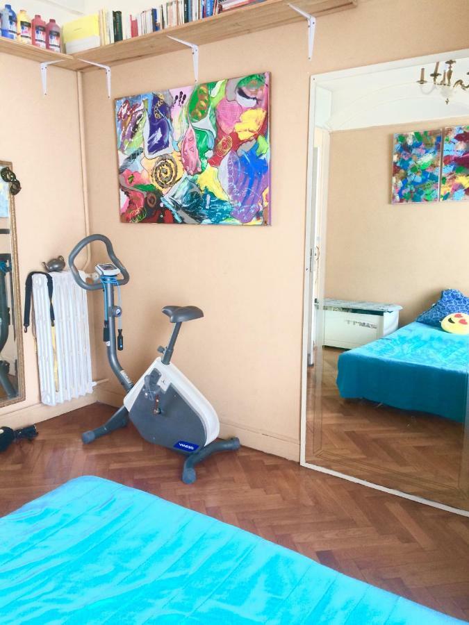 Home Stay - Baie Des Anges Niza Exterior foto