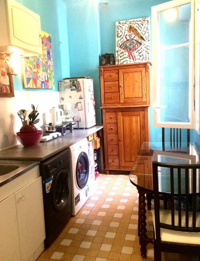Home Stay - Baie Des Anges Niza Exterior foto
